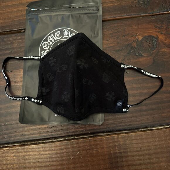 Chrome Hearts Motif Facemask - Picture 2 of 6